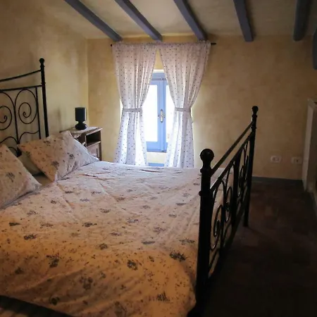 Maison Dina